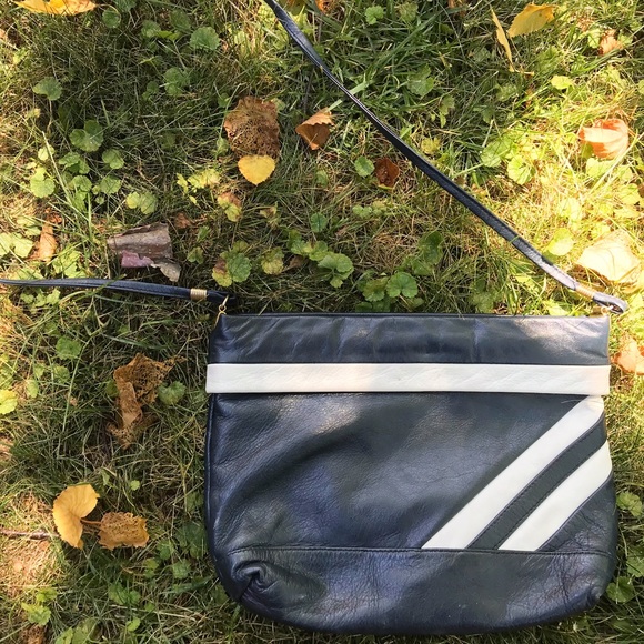 Genuine Leather Italian Vintage Handbag - Picture 7 of 10